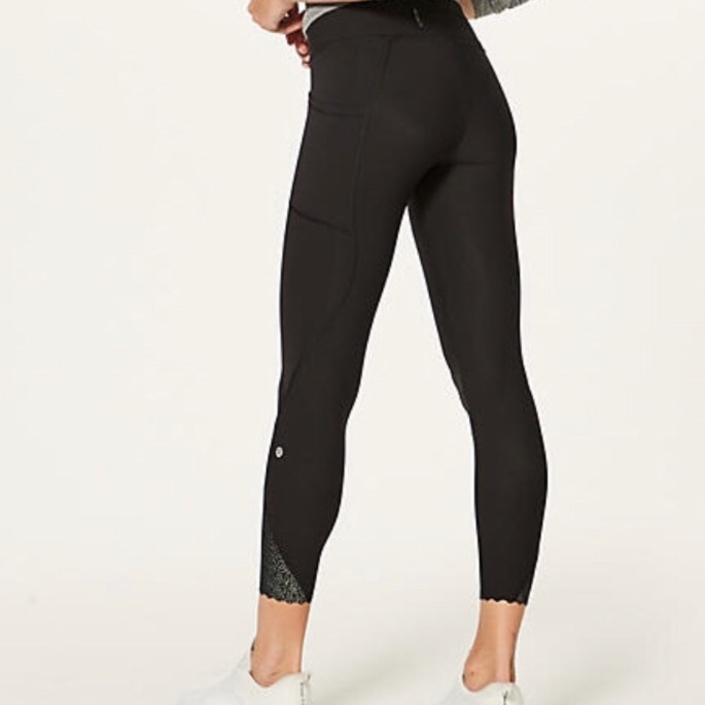 Lulu size 8 crop leggings